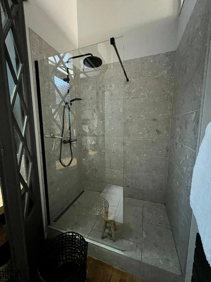 Appartamento Splendide 2 Pièces 65m2 Particulier Xvii Ième Siècle-centre Historique Clermont-Ferrand